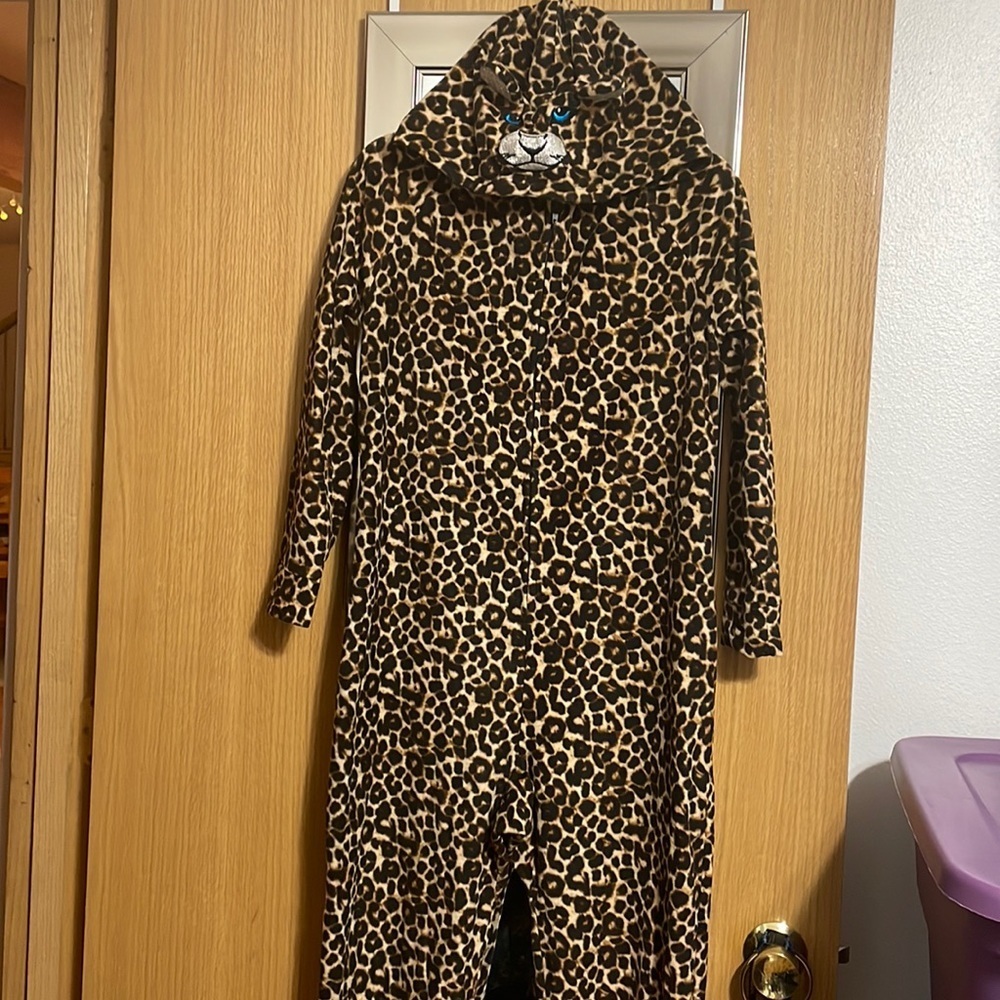 Joe Boxer Leopard Print Hooded Onesie - Brown & Black